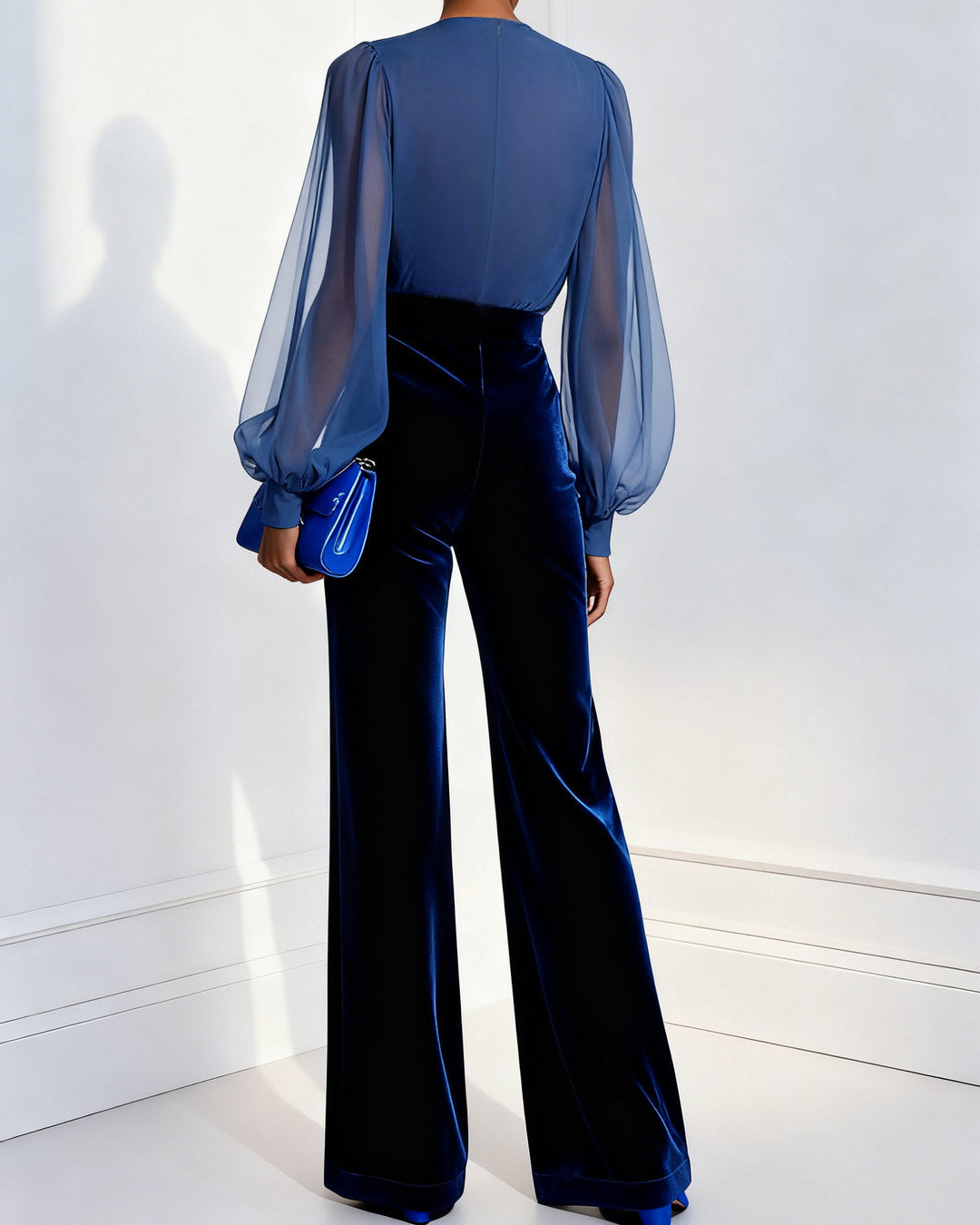 Maite | Mono elegante con escote en V
